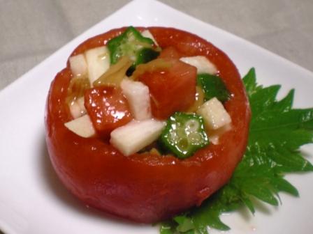 トマトのねばねば野菜詰め