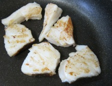 白身魚焼き上げフライパン