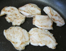 鶏胸肉のおろし煮　鶏肉フライパン