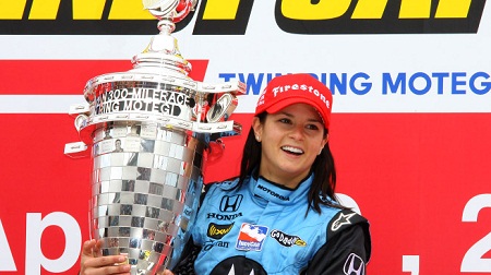2008年インディジャパンで優勝したダニカ・パトリック