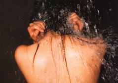 吉高由里子全裸温泉シャワー入浴画像