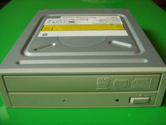 PC-9821/9801/EPSON98 の実験室 PC-486MSのCDドライブをDVD-RAM 